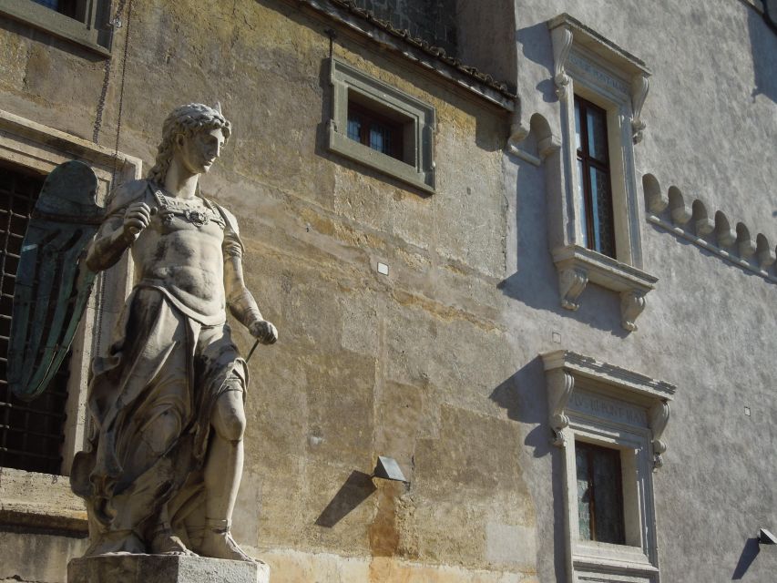 Castel Sant'Angelo: skip the line guided tour - tiered price - Pope’s Apartment Frescoes: The Decorative Side of a Fortress