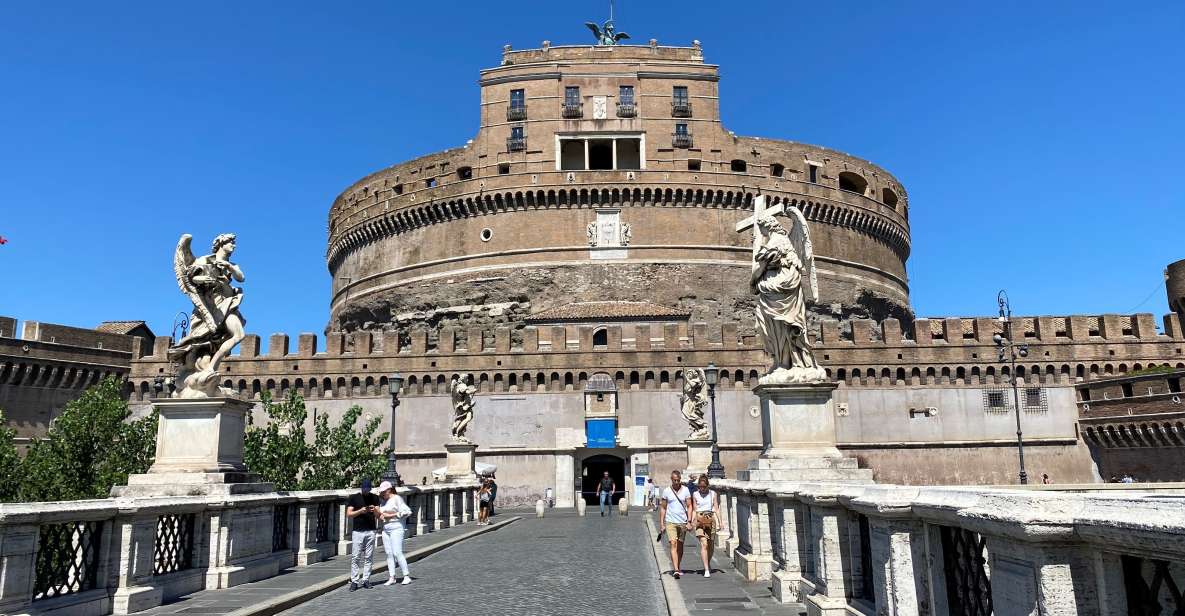 Castel Sant'Angelo Skip the line Ticket with Hop-on Hop-off - Castel SantAngelo in a nutshell: mausoleum, fortress, and photo deck