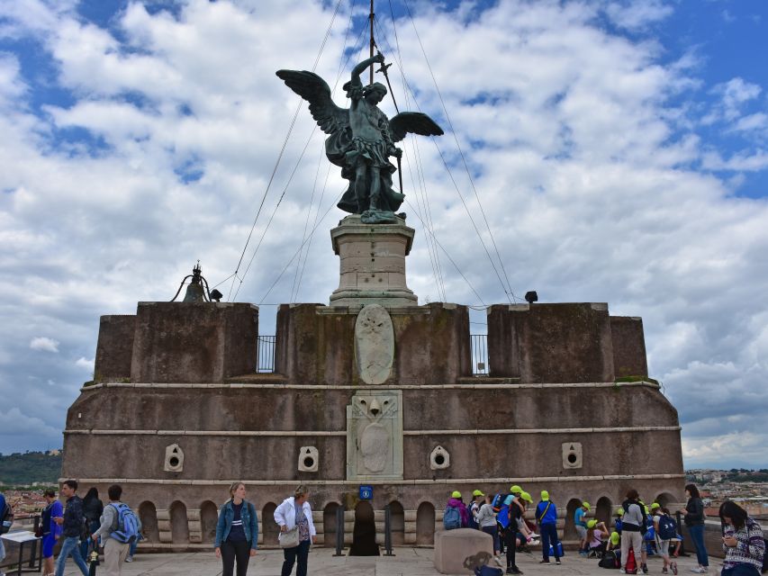 Castel Sant'Angelo | The Tomb of Hadrian Private Guided Tour - Skip the lines and use headsets: practical stuff that improves the experience