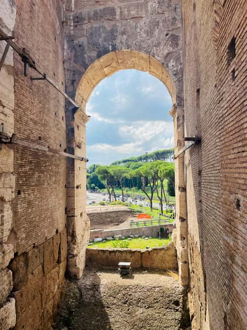 Colosseum Express Guided Tour - Practical notes before you go (ID, what to bring, what to avoid)