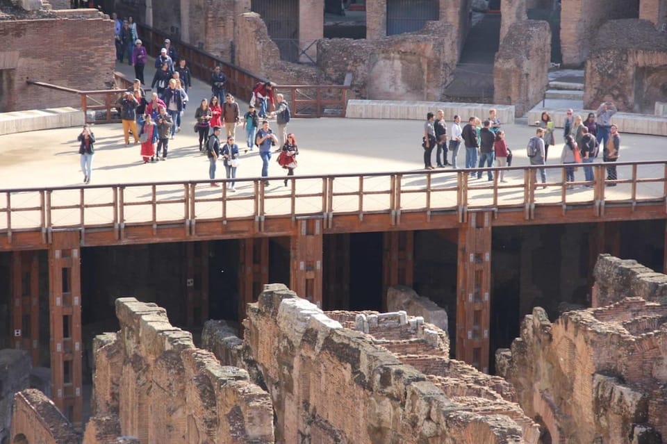 Colosseum Gladiators Gate & Arena Express Guided Tour - Entering the Colosseum the fast way: skip-the-line done properly