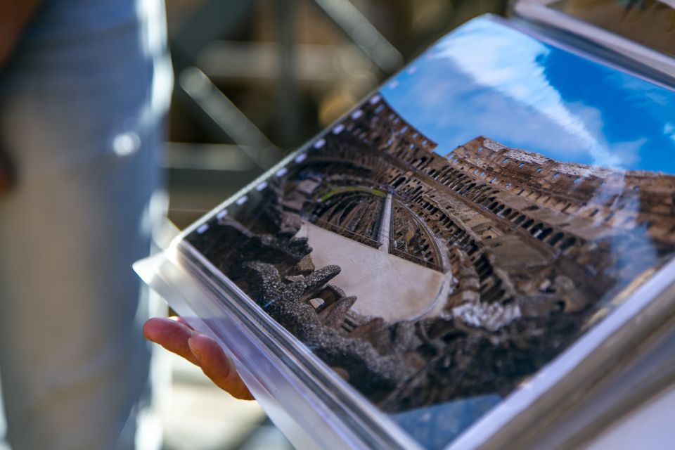 Colosseum, Roman Forum & Pantheon Tour for Kids with Gelato - Where the tour meets (and how to find your guide)