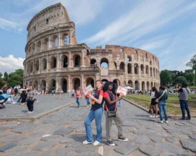 Colosseum, Vatican & Sistine Chapel Skip-the-Line tickets - Roman Forum and Palatine Hill: the real “everyday Rome” feeling