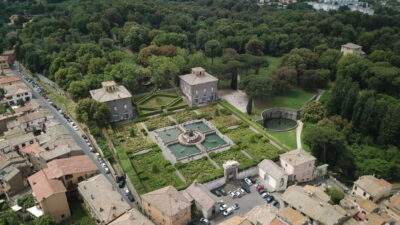 Day trip Frm Rome: Civita di Bagnoregio & Villa Lante Garden - Getting there: Cinecittà meeting point, timed for extra site time