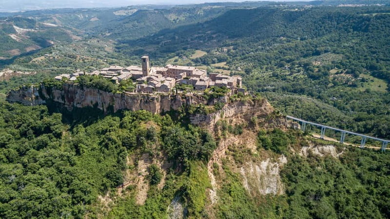 Day trip Frm Rome: Civita di Bagnoregio & Villa Lante Garden - The guide vibe: Simon/Simone, smart timing, and real-world help