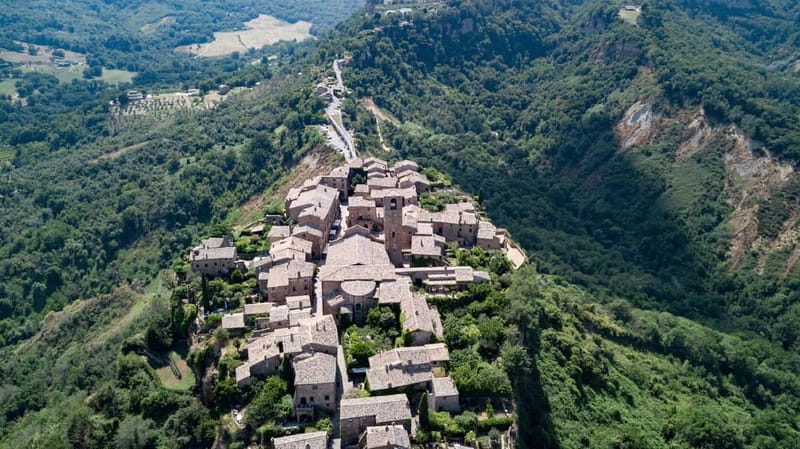 Day trip Frm Rome: Civita di Bagnoregio & Villa Lante Garden - Who should book this tour (and who might reconsider)