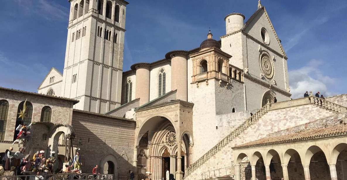 Day trip from Rome to Assisi and Orvieto - 10 hours - Orvieto: the Duomo façade and a town built on tufo