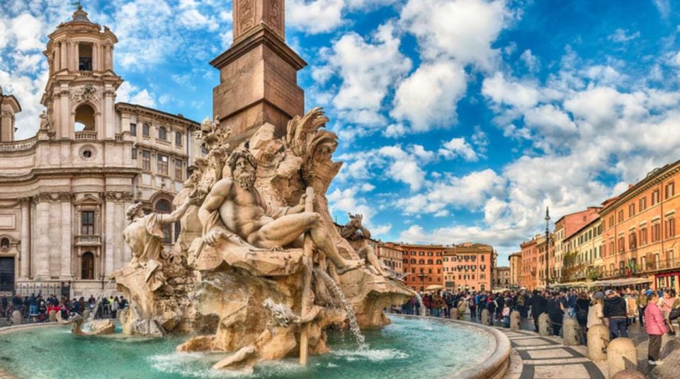 Delicious Roman dinner & Juicy Roman history - Where the night starts: Piazza Navona and a proper aperitif