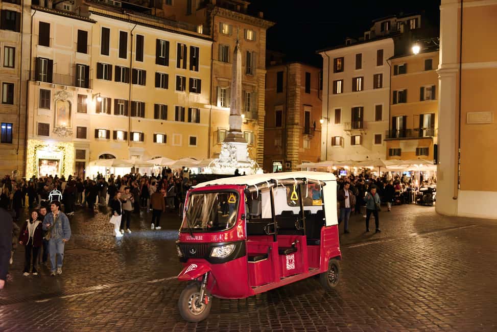 E-Tuk Tour: Rome by Night - Piazza Navona and the Colosseum: the night finish you’ll remember