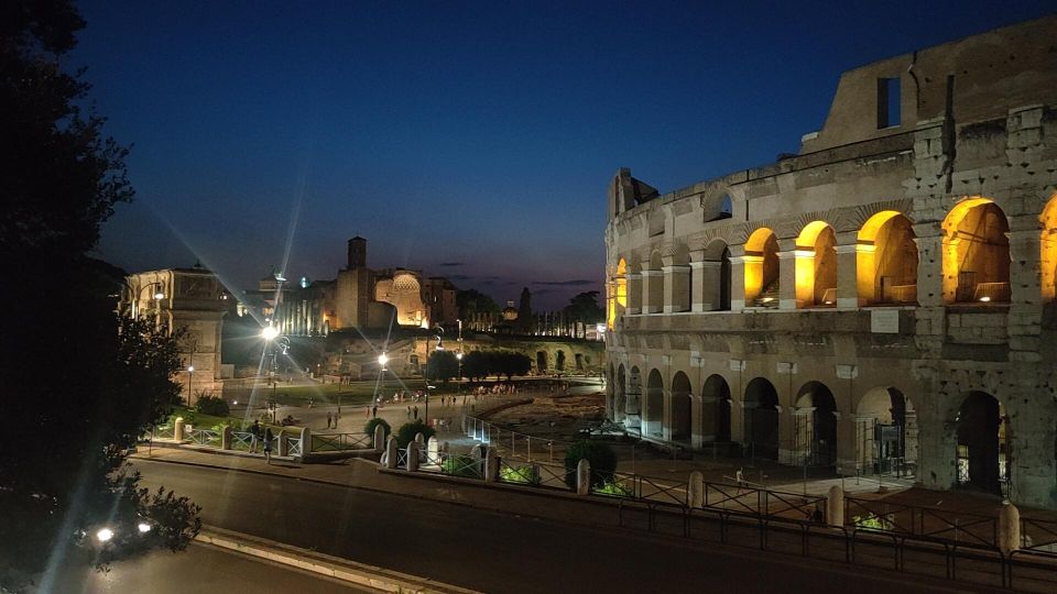 Elegant Rome by night tour and dinner in a local restaurant - Night-time Rome, done with comfort (and a schedule that actually makes sense)