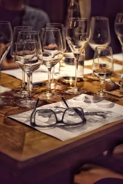 Experience Rome: Exclusive Wine Tasting in the city center! - The five wines: learning to compare without overthinking