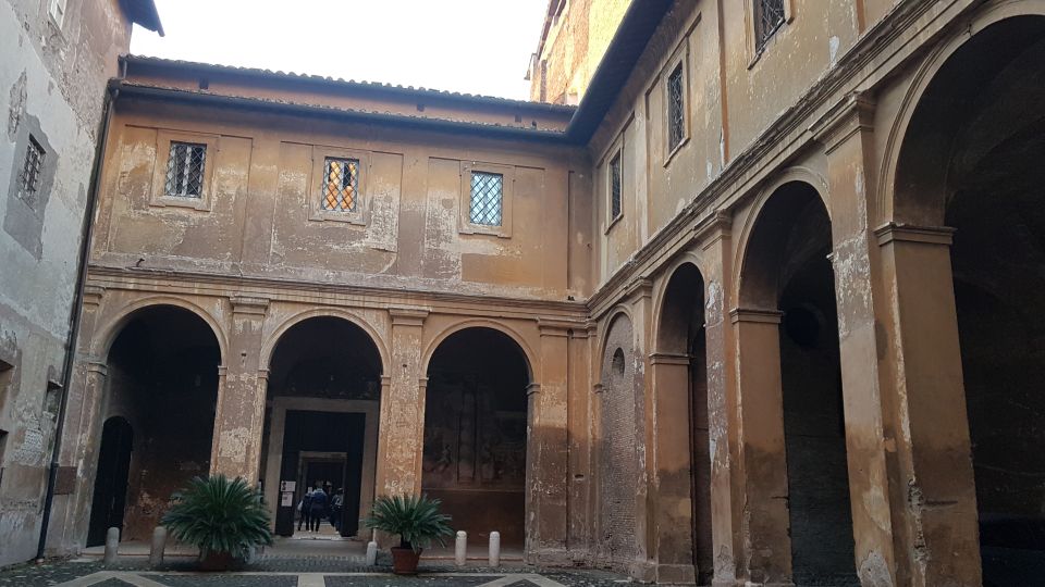 Explore Christian Rome and the Underground of San Clemente - San Pietro in Vincoli: Michelangelo’s Moses and why it matters