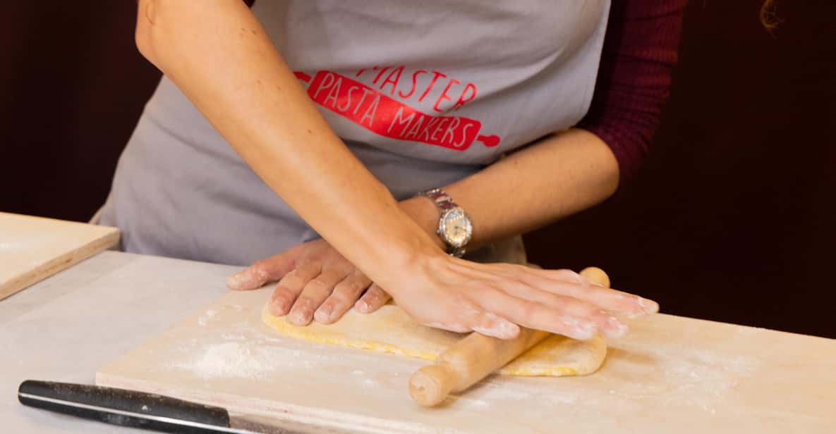 Fettuccine & Tiramisu Masterclass: Pasta & Dessert - The Hands-On Pasta Session: Rolling and Cutting Fettuccine
