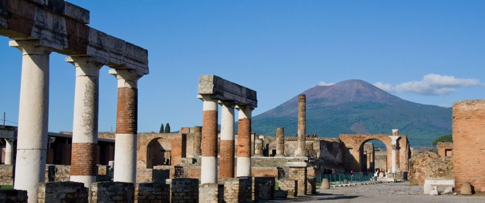 From Rome: Discover Amalfi Coast and Pompeii, Full Day Tour - Pompeii Archaeological Site: What you actually get to see with a guide