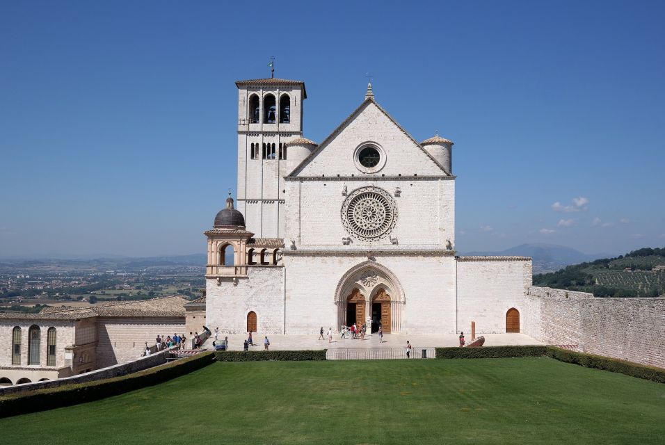 From Rome: Full-Day Assisi & Orvieto Semiprivate Tour - The Basilica of San Francesco: Giotto and Cimabue on the Schedule