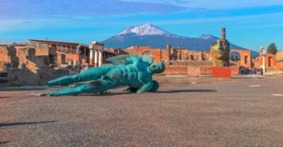 From Rome: Pompeii Day Trip by Fast Train and Car - Inside Pompeii with an archaeologist guide (and fewer distractions)