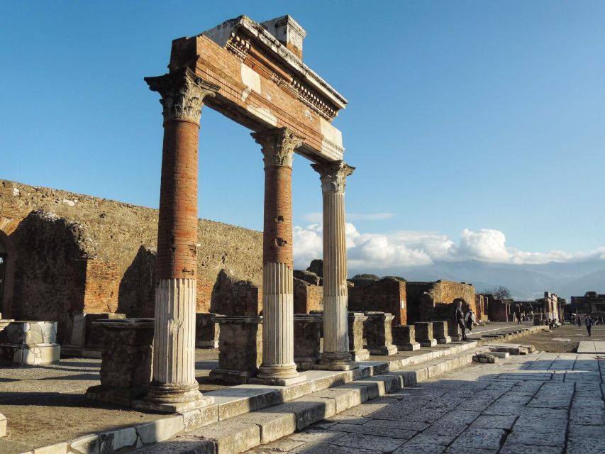 From Rome: Pompeii Day Trip by Fast Train and Car - Amphitheater of Pompeii: the city for crowds