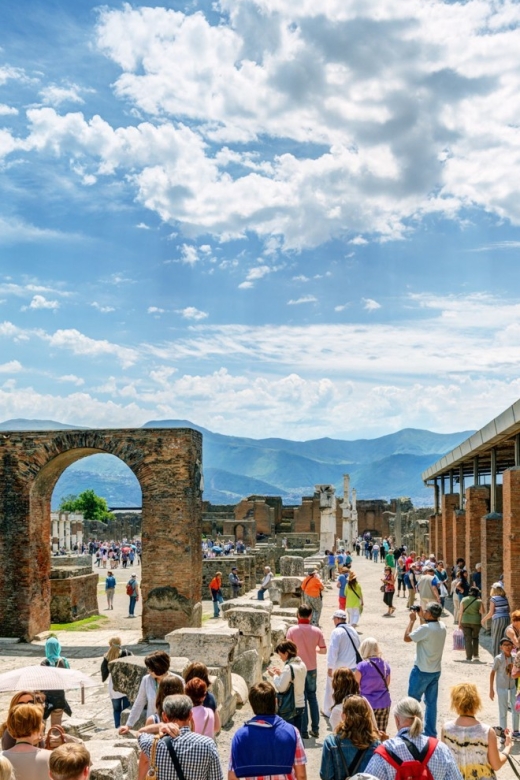 From Rome: Pompeii & Naples Private Full-Day Tour - Using your free time in Naples: a simple plan that avoids regret
