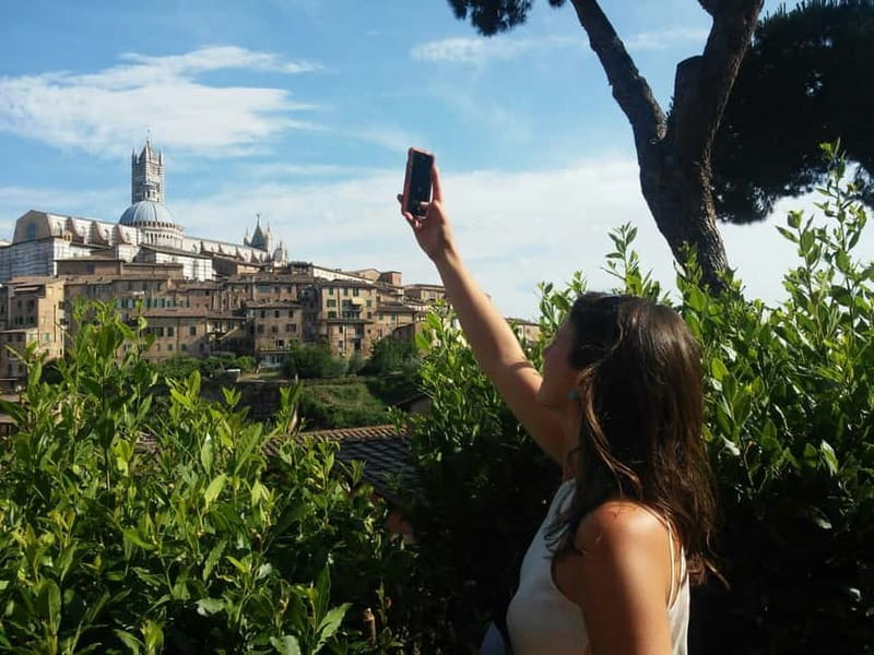From Rome: Tuscany & Siena with Wine Tasting and Lunch - San Gimignano’s Towers: The Manhattan of Tuscany in One Hour