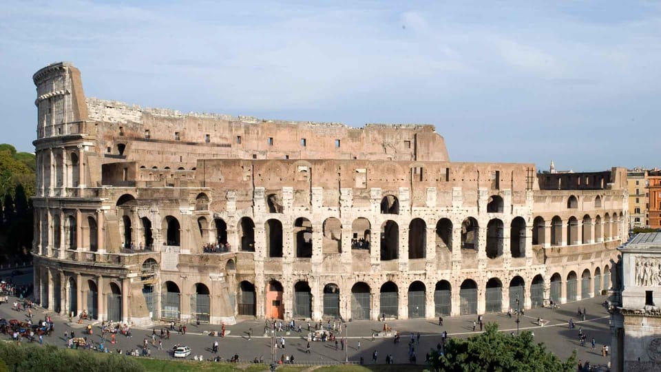Full day in Rome with Jubilee path and Pope Francis Tomb - Florence to Rome: train time that shapes the whole day