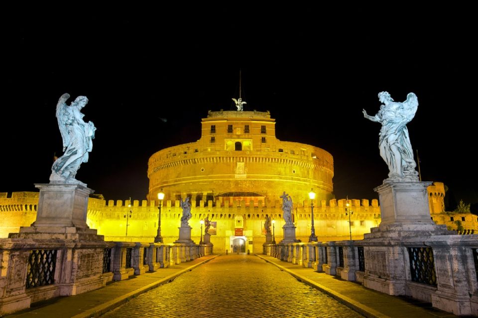 Ghosts of Rome 2-Hour Tour - Meeting at Piazza Colonna: A Simple Start, a Clear Pace