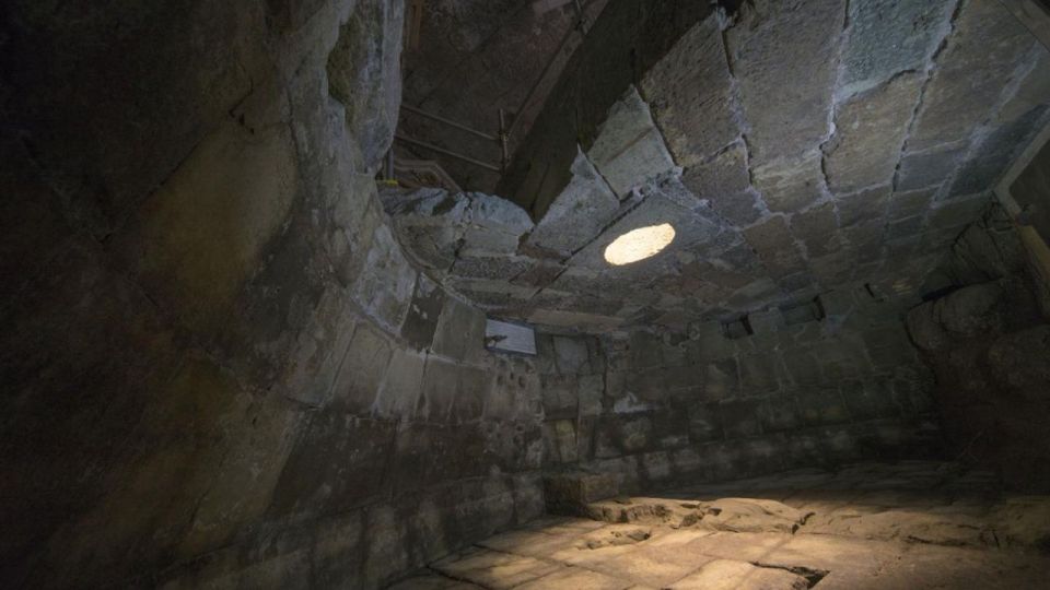 Gladiators & Saints: Colosseum Arena and St. Peter's Prison - Practical Tips That Make the Tour Easier