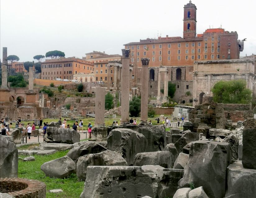 Guided tour of Roman Forum & Palatine Hill - Where you’ll end: Arch of Constantine (and back near the start)