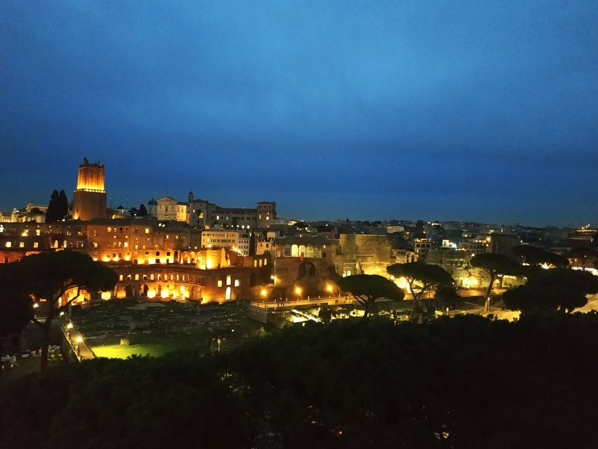 Guided tour of Roman Forum & Palatine Hill - Imperial Fora (about 15 minutes): where big power happened