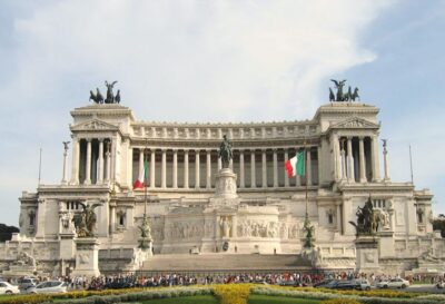 Heart of Rome: Private Walking Tour - Starting at Babington’s Tea House by the Spanish Steps