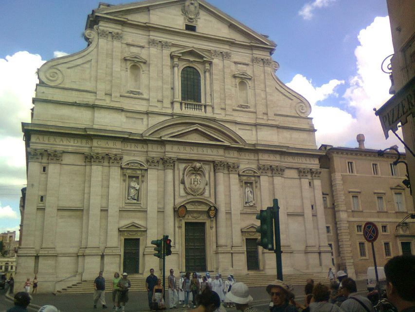 Jewish Rome District, Old Ghetto and Trastevere Private Tour - Jewish Ghetto walking route: Portico d’Ottavia and Via della Reginella