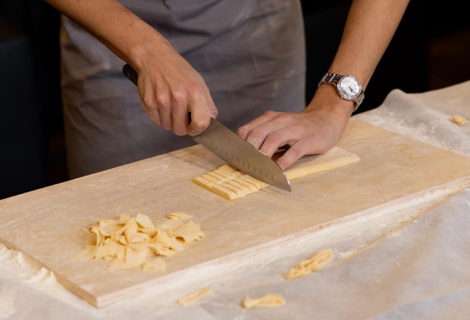 Masterclass: Aperol Spritz & Pasta Making Experience in Rome - Fresh pasta by hand: fettuccine and maltagliati from scratch