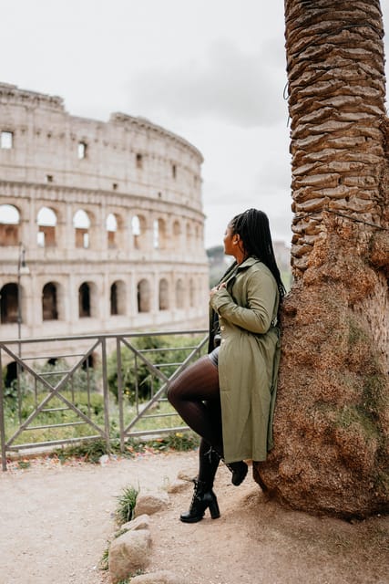 Mini Photo-session at Colosseum with Photographer - Meeting at Oppio Caffe: How to Start Without Running Late