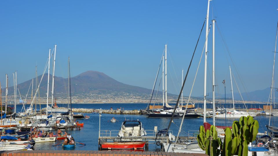 Naples from Rome - 1Day: High Speed Train & Hop On Hop Off - Boarding on Your Own at Roma Termini, Then Getting On Track