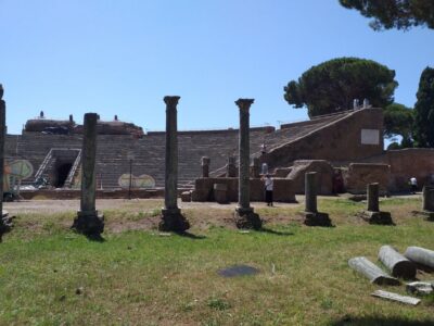 Ostia Antica: Archaeological Guided Private Tour - Meeting your guide and getting straight into the site