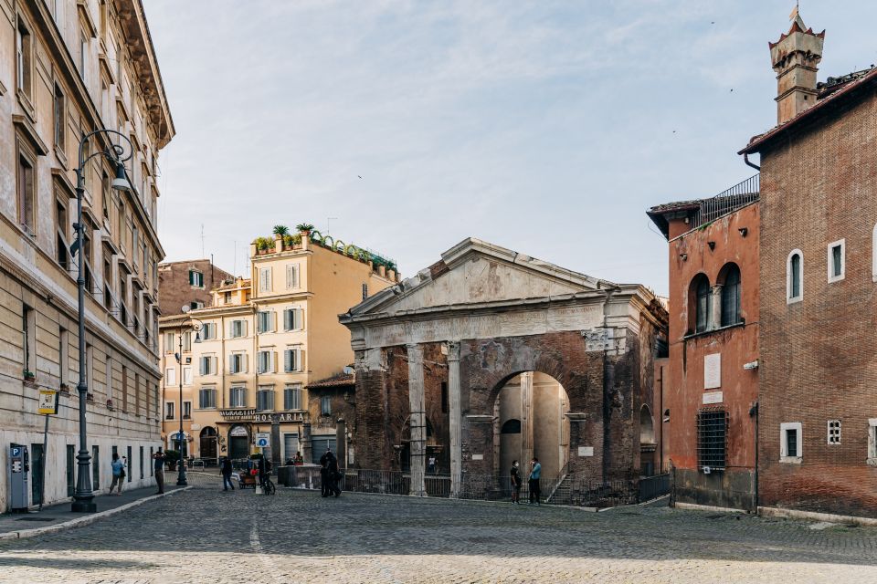 Pantheon and Jewish Ghetto Tour - Group Size, Headsets, and the Walk That Adds Up