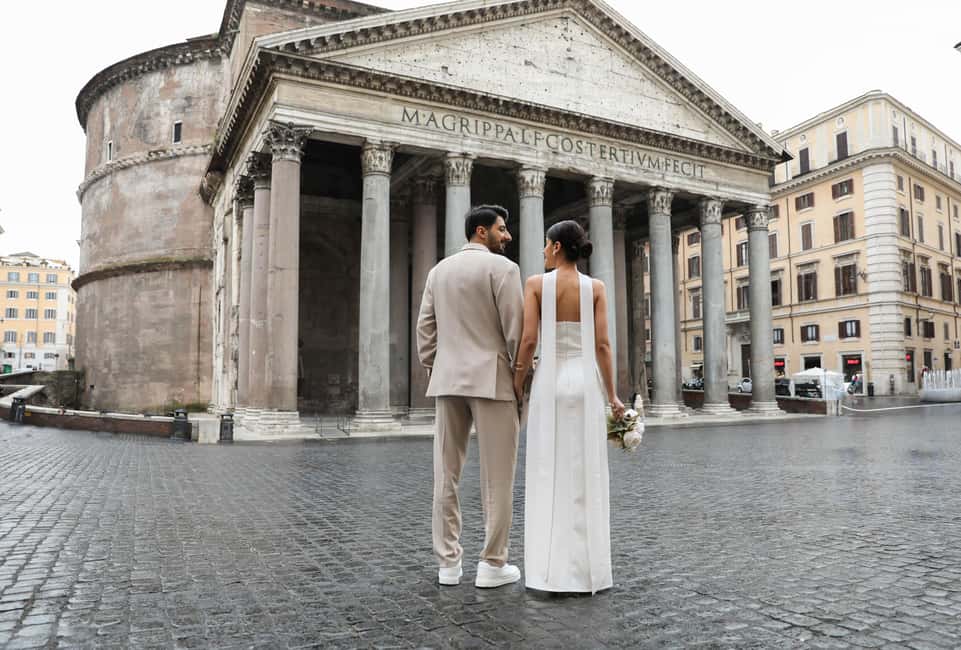 Photographer in Rome - Why a photo shoot through old Rome is such a smart way to see the city