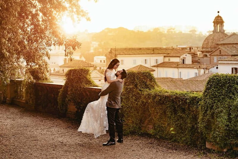 Photoshoot in Rome for couples - Roman Trio: Trevi Fountain, Spanish Steps, and the Colosseum