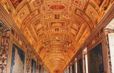 Private Vatican: Tour of Museums, Sistine C & St. Peter's - Vatican Museums: how the guide turns rooms into a story
