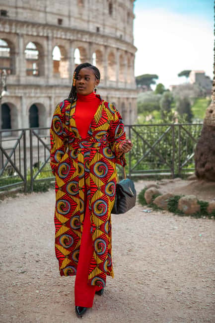 Professional Photoshoot in the Eternal City Rome - Flying Dress in Rome: 17 Color Options and Getting the Shot