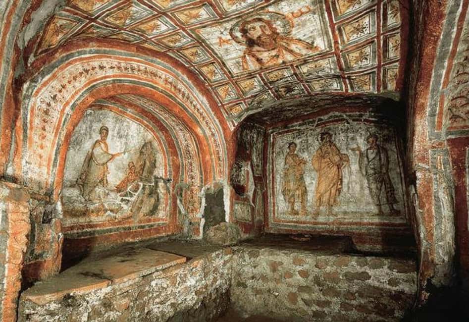 Roma: DELUXE Appian Way Bike Tour, Catacombs Visit & Lunch - Caffarella Park lunch and why the break is timed well