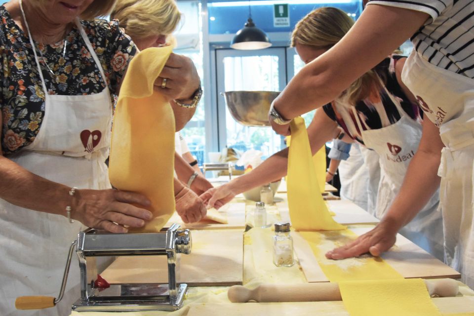 Rome: 1 Hour Pasta Making Class - Fresh Pasta in 90 Minutes, Just Around the Corner from the Vatican