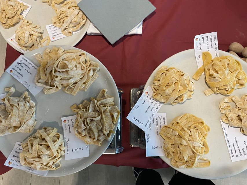 Rome: 1 Hour Pasta Making Class - Traditional Sauce and a Real Sit-Down Meal