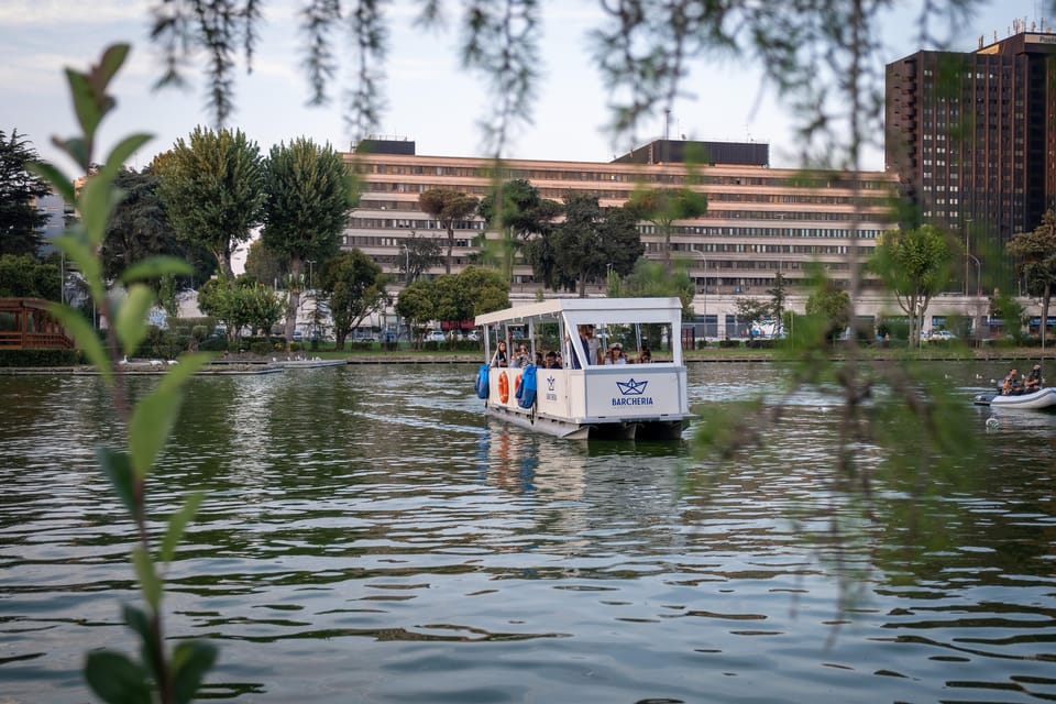 Rome: 30-minute boat tour to Laghetto dell'Eur - Who this short EUR lake cruise is best for