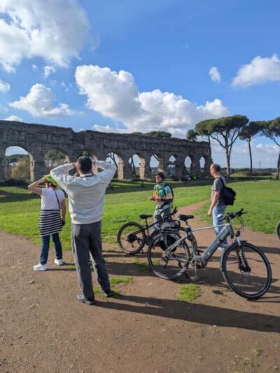 Rome: Appian Way, Aqueducts, & Catacombs E-Bike Guided Tour - Getting Your E-bike Working (and Why It Matters Here)