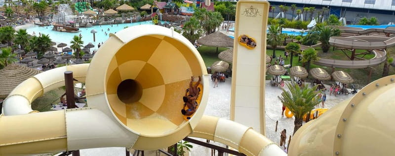 Rome: Aqua World, enjoy a summer of fun in the water park - Phuket Beach: artificial sand, umbrellas, and party energy