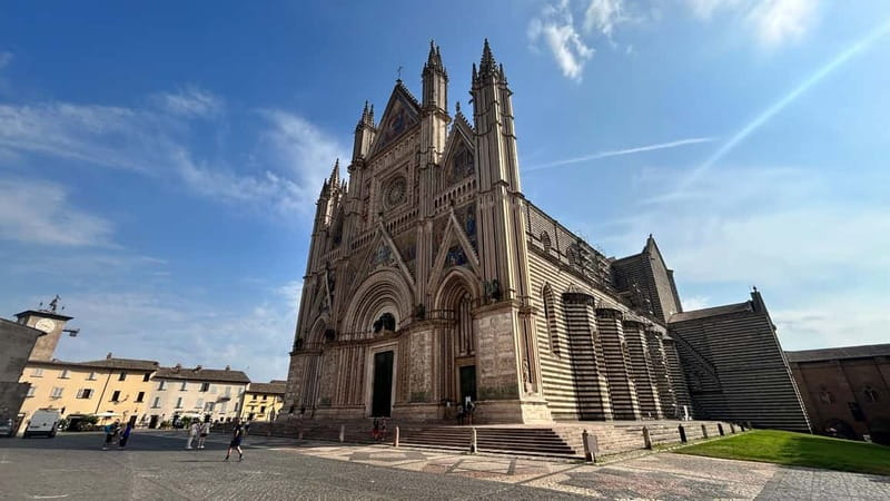Rome: Assisi, Civita di Bagnoregio and Orvieto Day Tour - Food, wine, and artisan browsing: what’s on your own