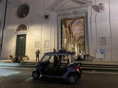 Rome by Night Private Golf Cart Tour - Trevi Fountain under lights and the art of stopping in the right spots