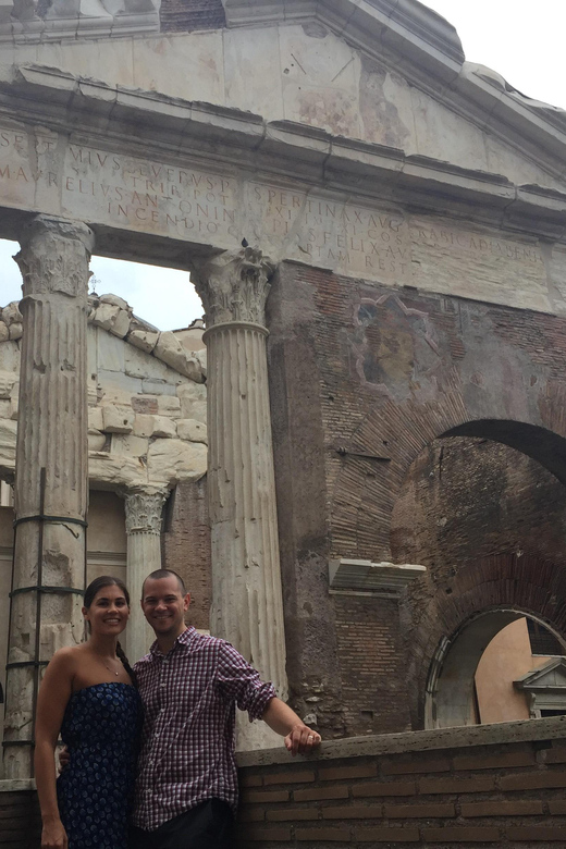 Rome: Campo de Fiori & Ghetto Street Food Sightseeing Tour - Wine sample, cured meats, and a local restaurant stop that keeps momentum