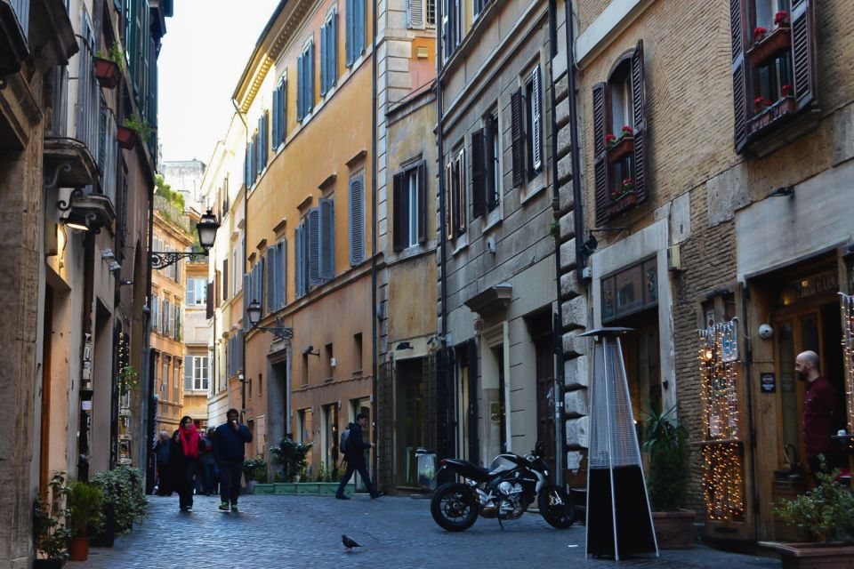 Rome: Campo De' Fiori Market & Trevi 4-Hour Food & Wine Tour - Trevi Fountain: Sightseeing with a Snack-to-View Ratio