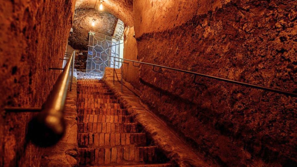 Rome: Candlelight Wine tasting in ancient roman Cave - Pigneto After Dark: The Neighborhood Context Adds Flavor